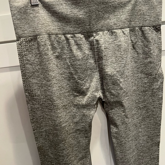 Gymshark Leggings Size Large - Picture 9 of 11